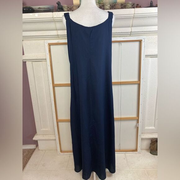 NWT V Neck Flowy Maxi Dress w/side slits & covered elastic shoulder straps - Picture 3 of 7